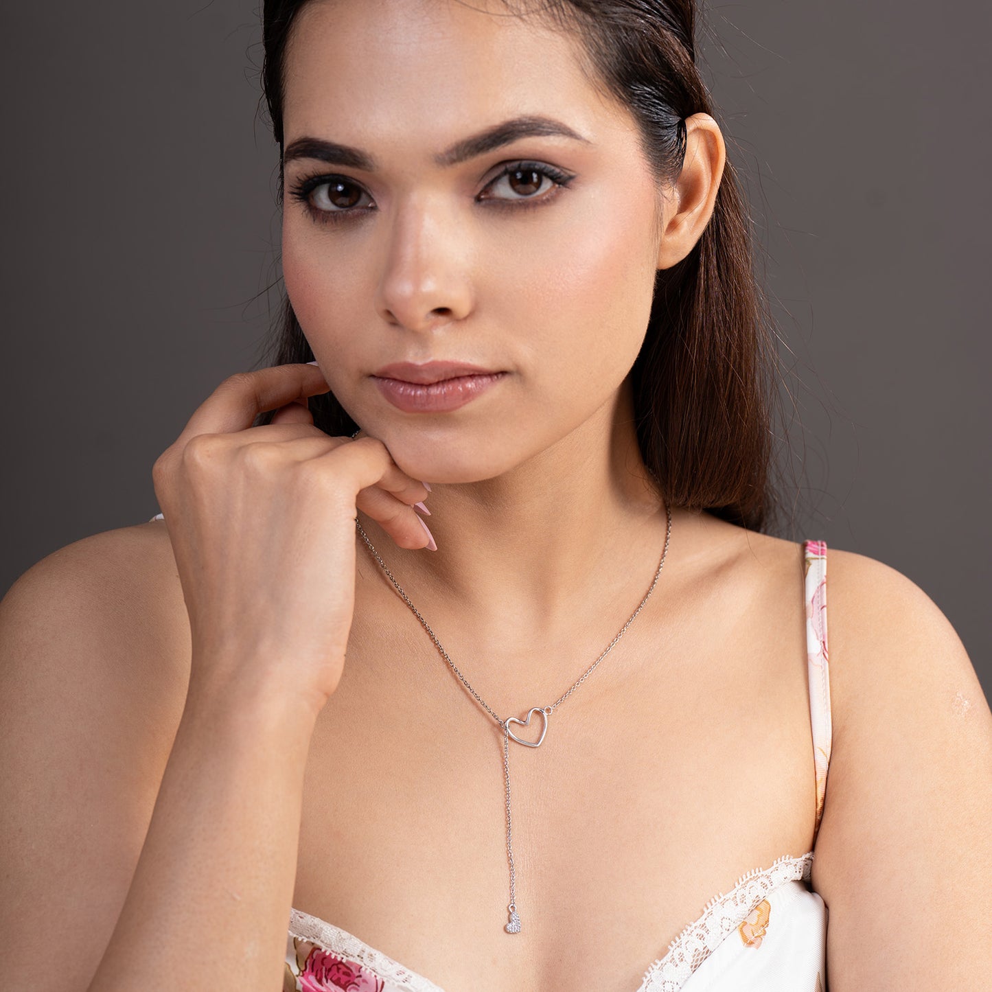 linked hearts neckpiece