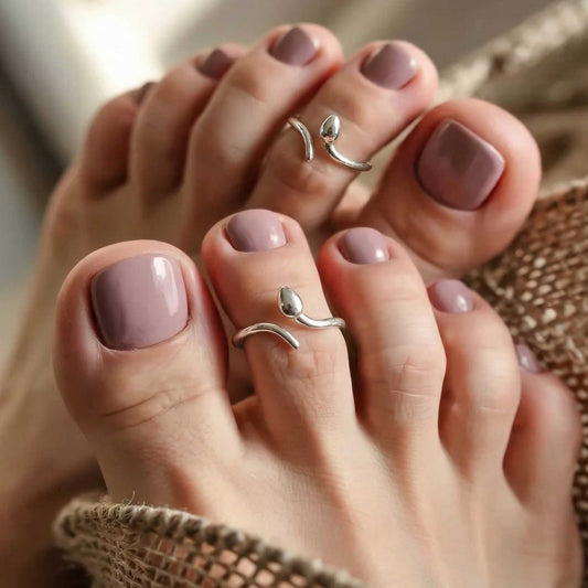 Chhavi Toe Rings