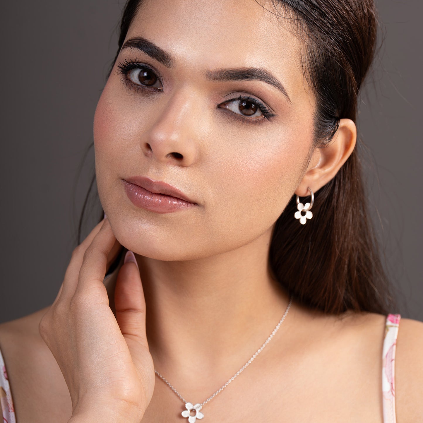 blooming flower neckpiece