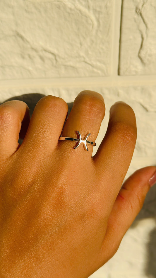 Zodiac Pisces Ring