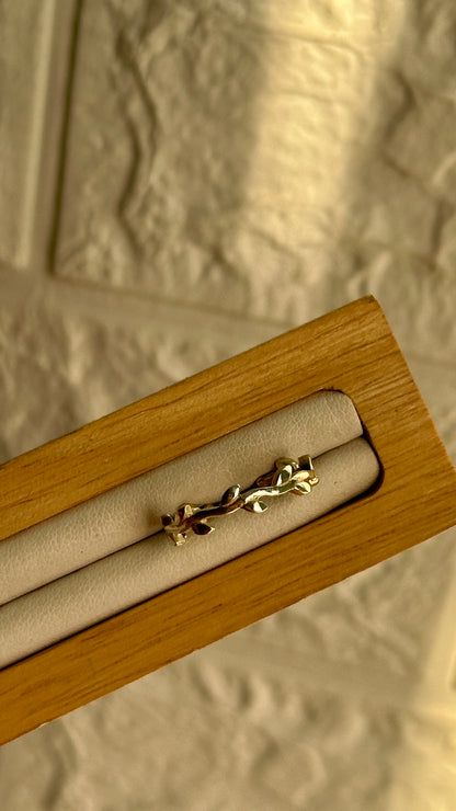 The Vine Ring