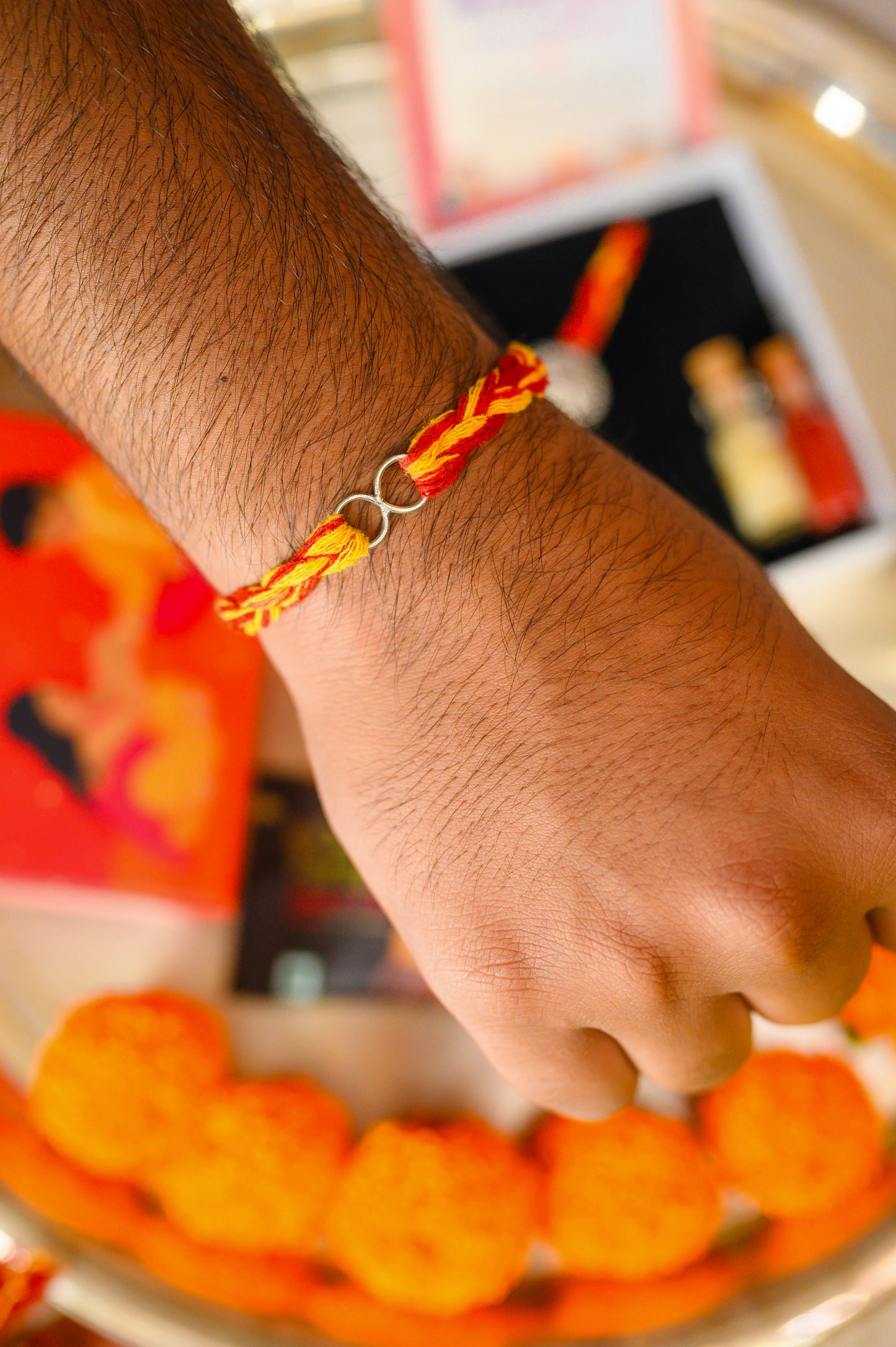 infinity rakhi