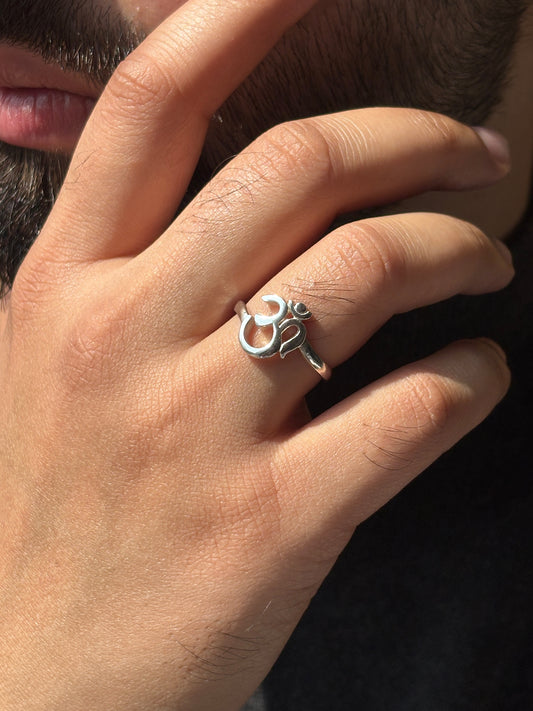 Divine Om Ring