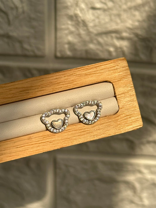 Teddy Minimal Studs