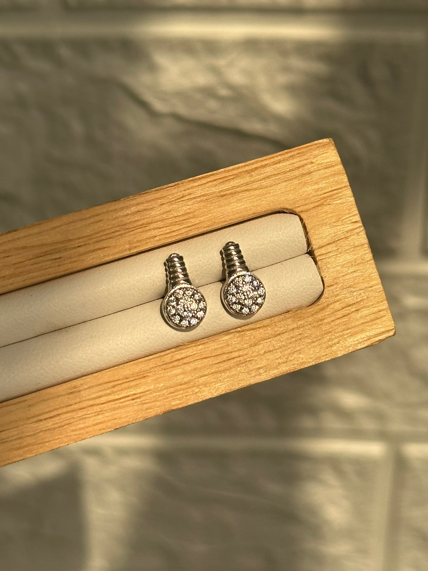 twinkle studs