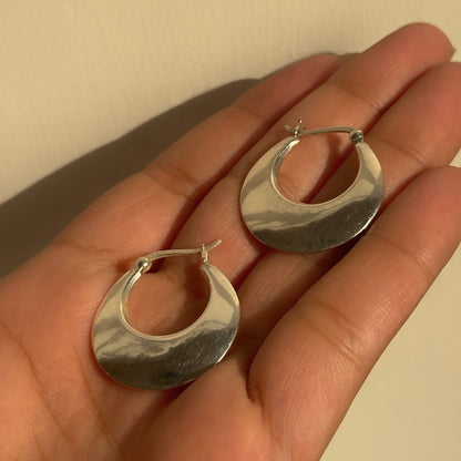 Curvy Hoops