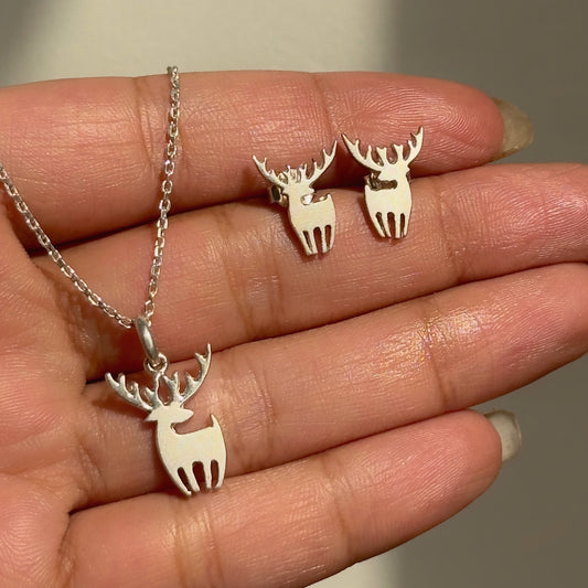 Mystic Deer Pendant Set