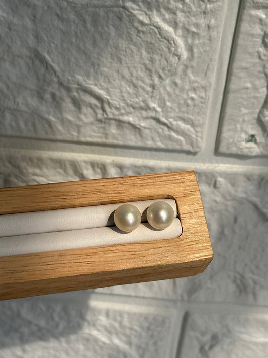 Original Pearl Studs
