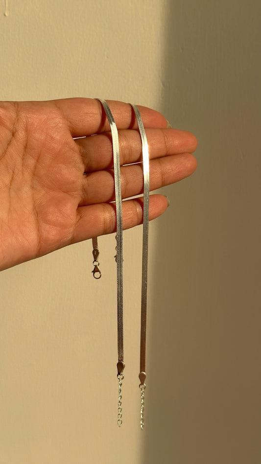 Flat snake anklet