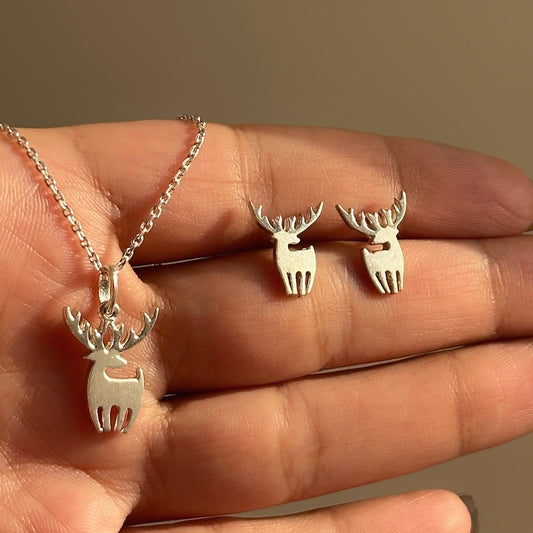 Mystic Deer Pendant Set