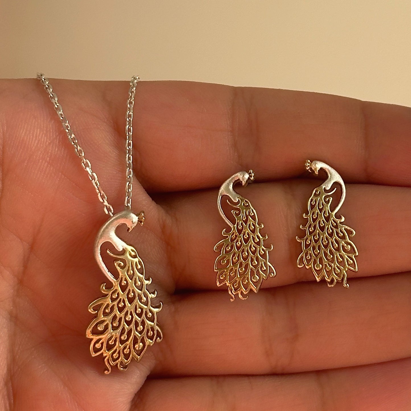 royal peacock pendant set