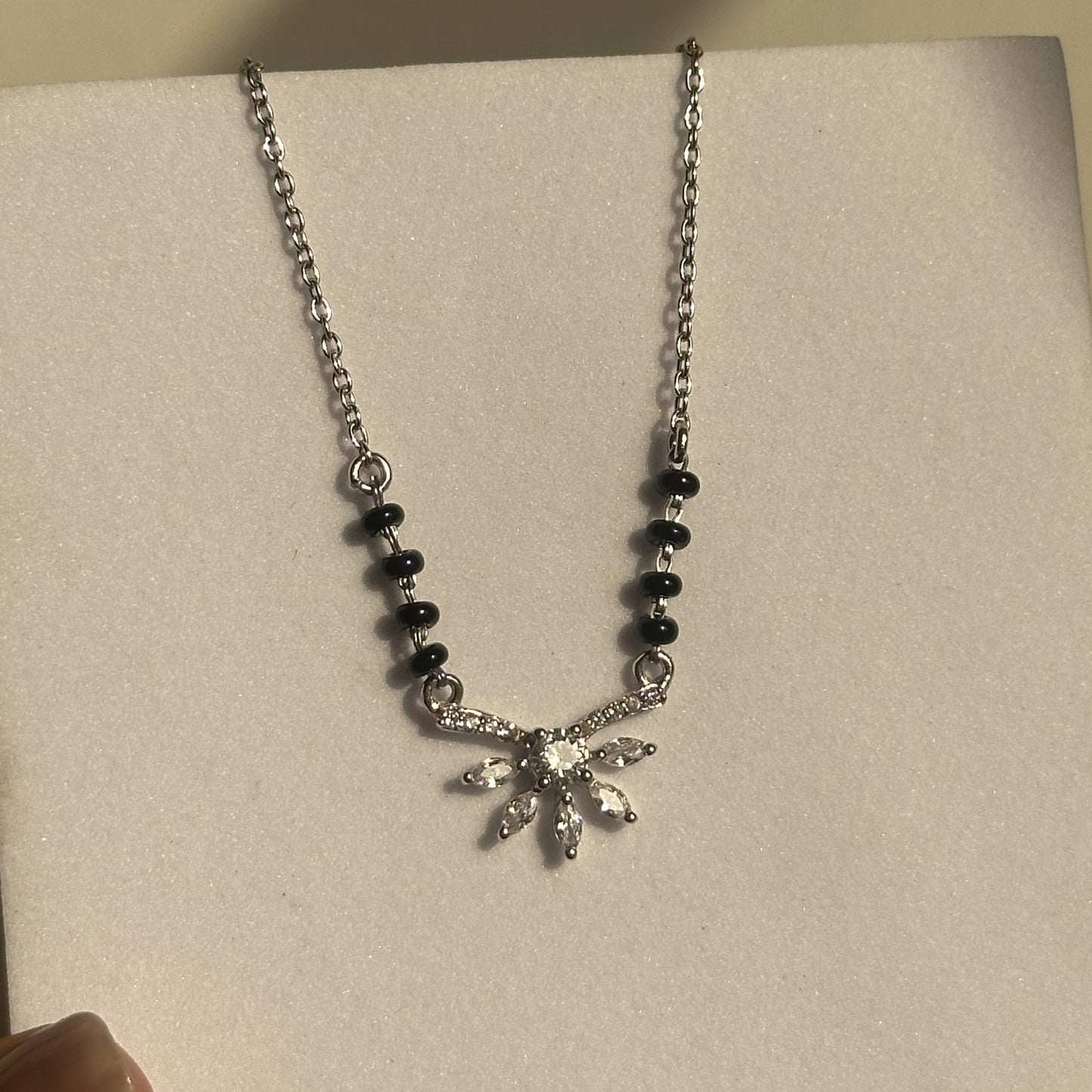 etenal glow mangalsutra