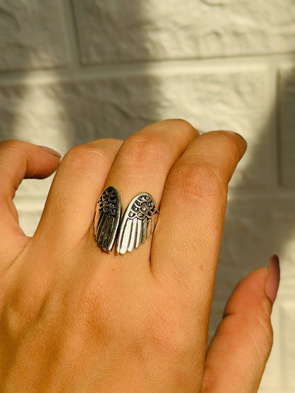 Smoky Feather Ring