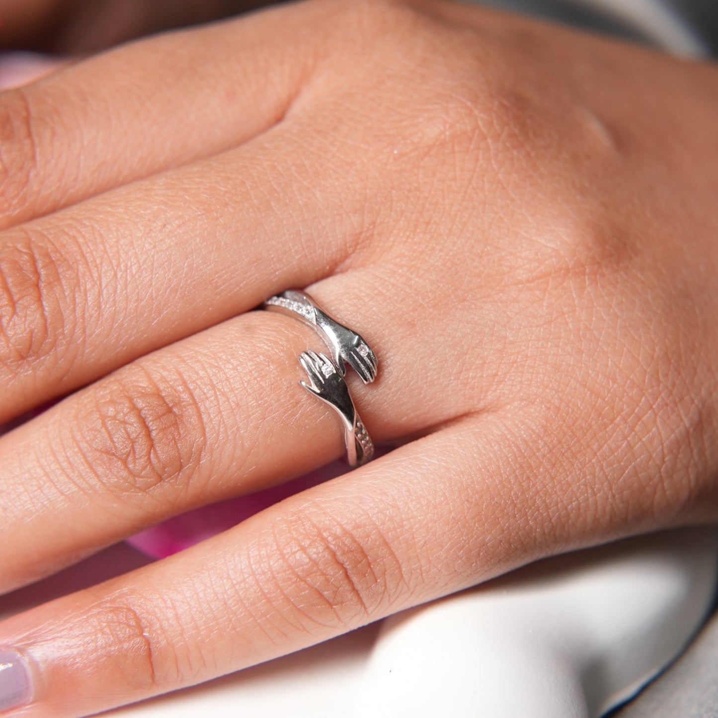 hug ring