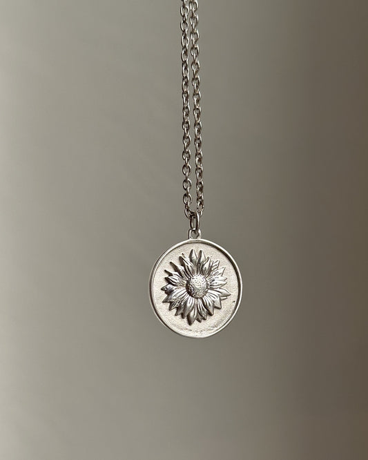 Flora Bloom Neckpiece
