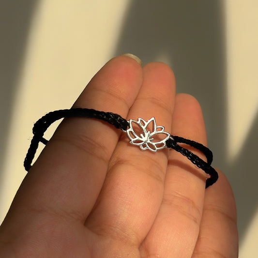 Lotus band
