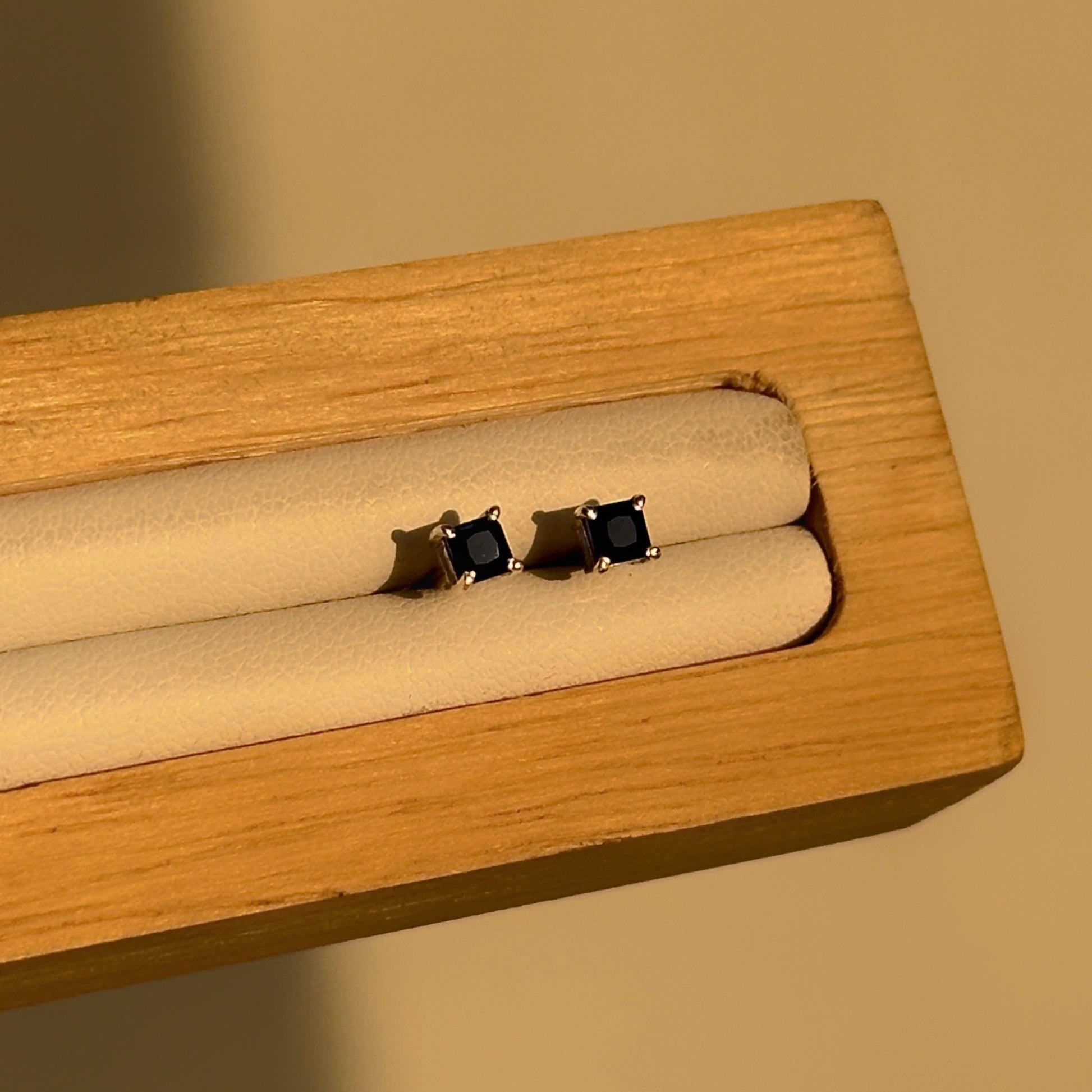 Sapphire Square Studs 3mm — square-cut blue stone studs in 925 sterling silver