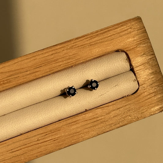 Sapphire Glow Studs 3mm — round blue stone studs in 925 sterling silver