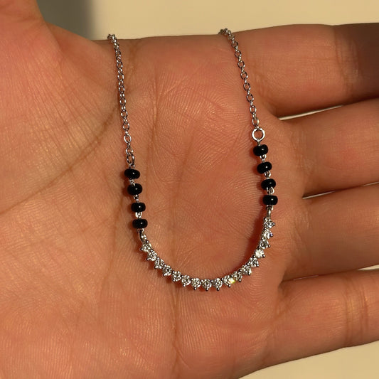 Spark Curve Mangalsutra close-up — U-curve stone detailing