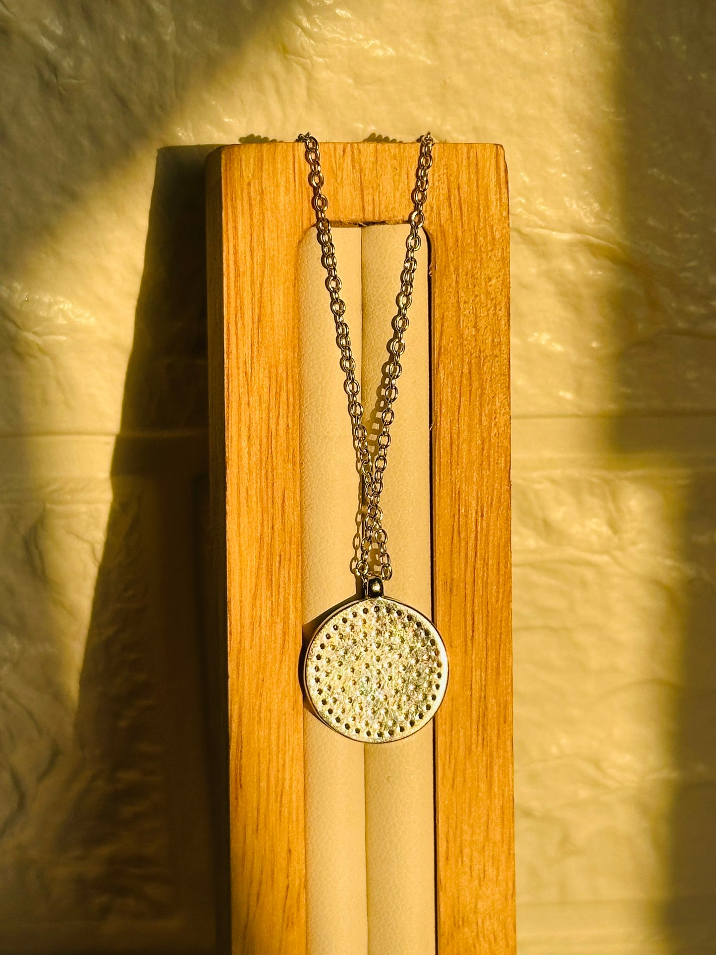mystic gaze neckpiece
