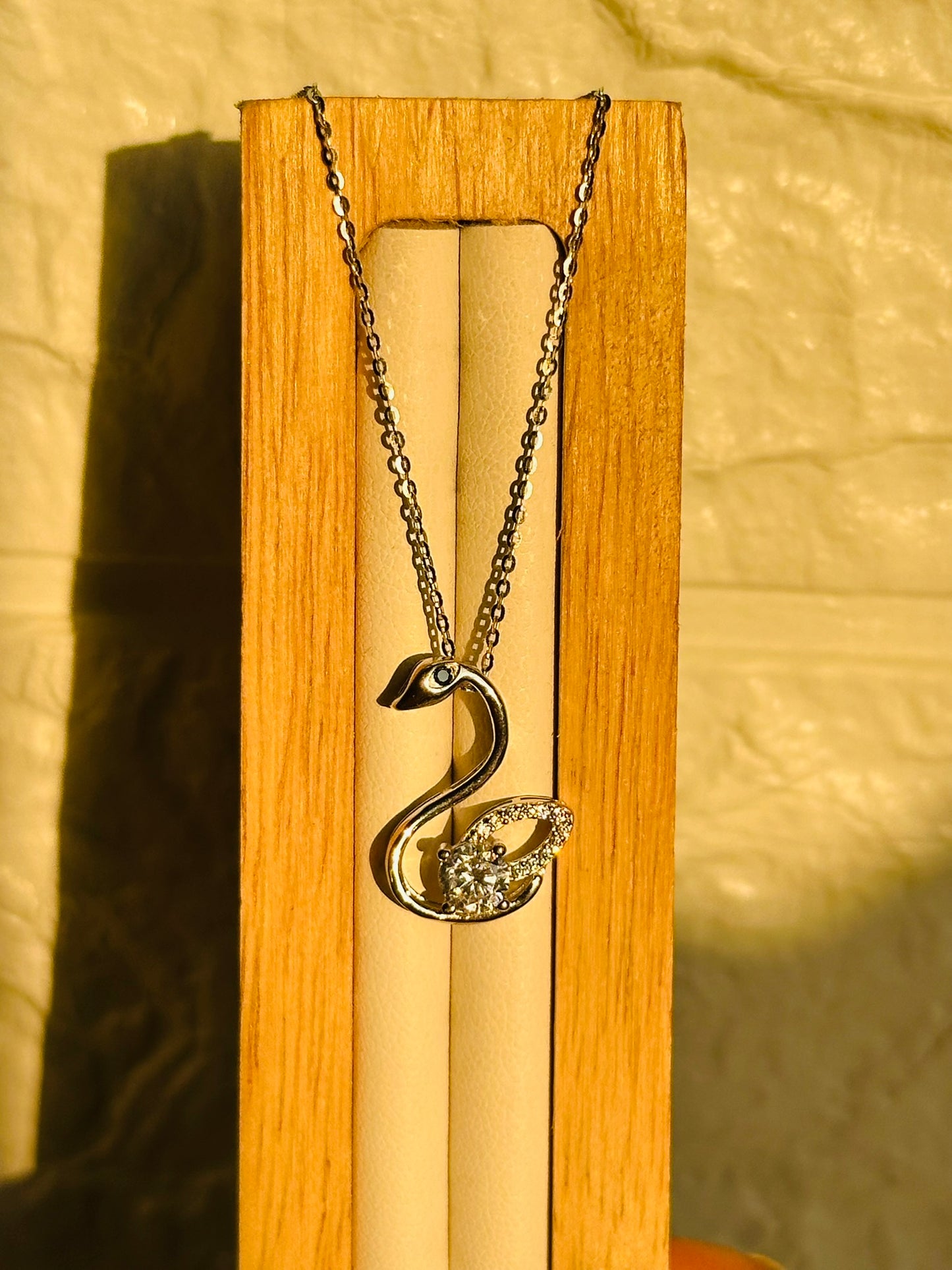 dove spark neckpiece
