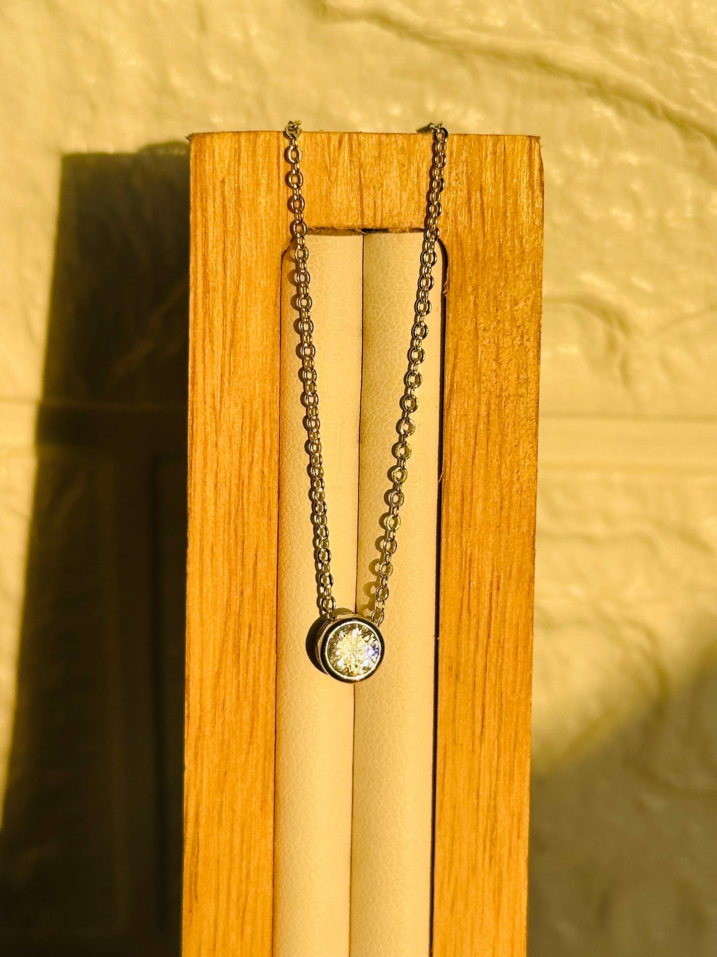 halo glow neckpiece