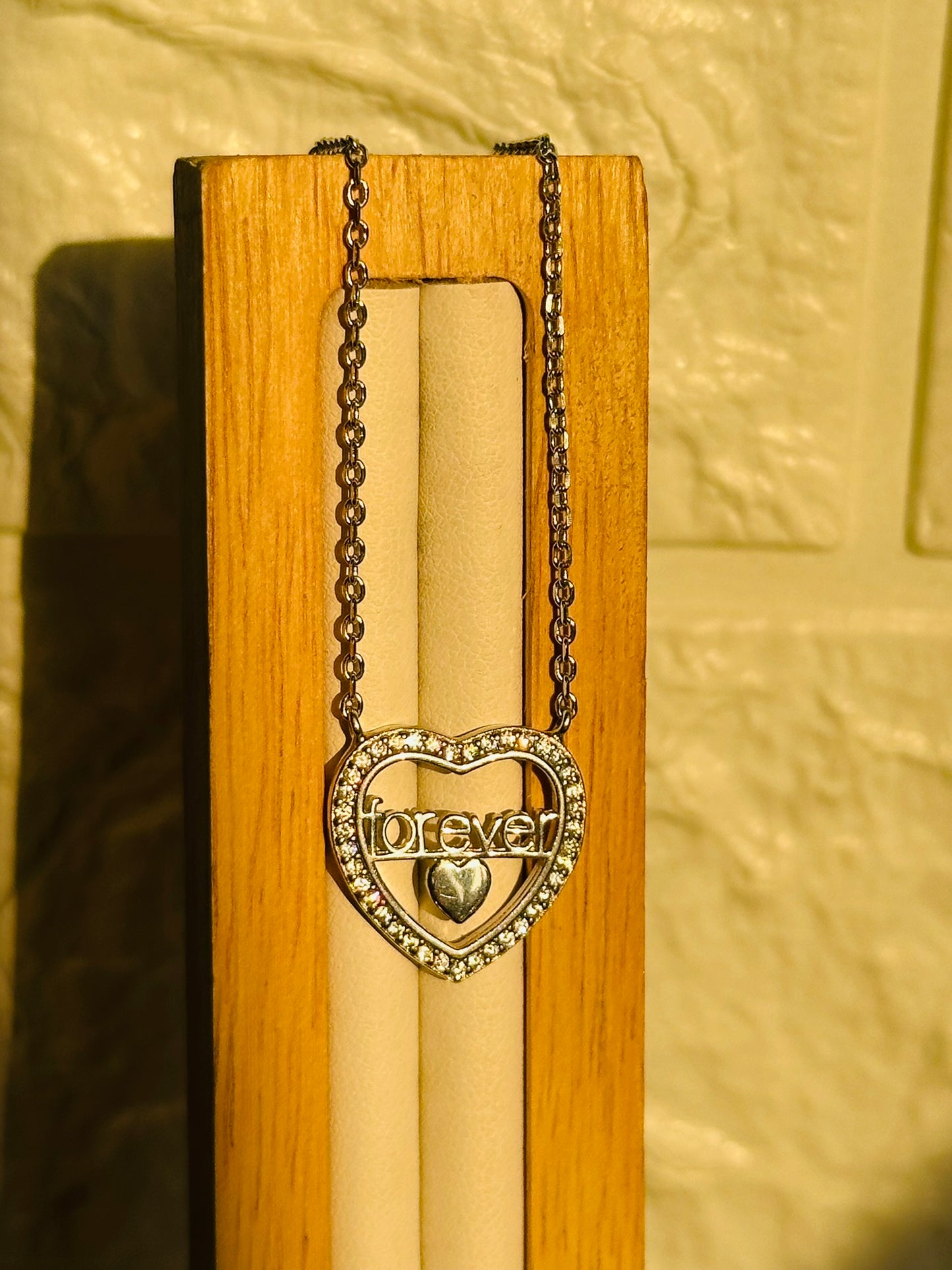 forever heart neckpiece