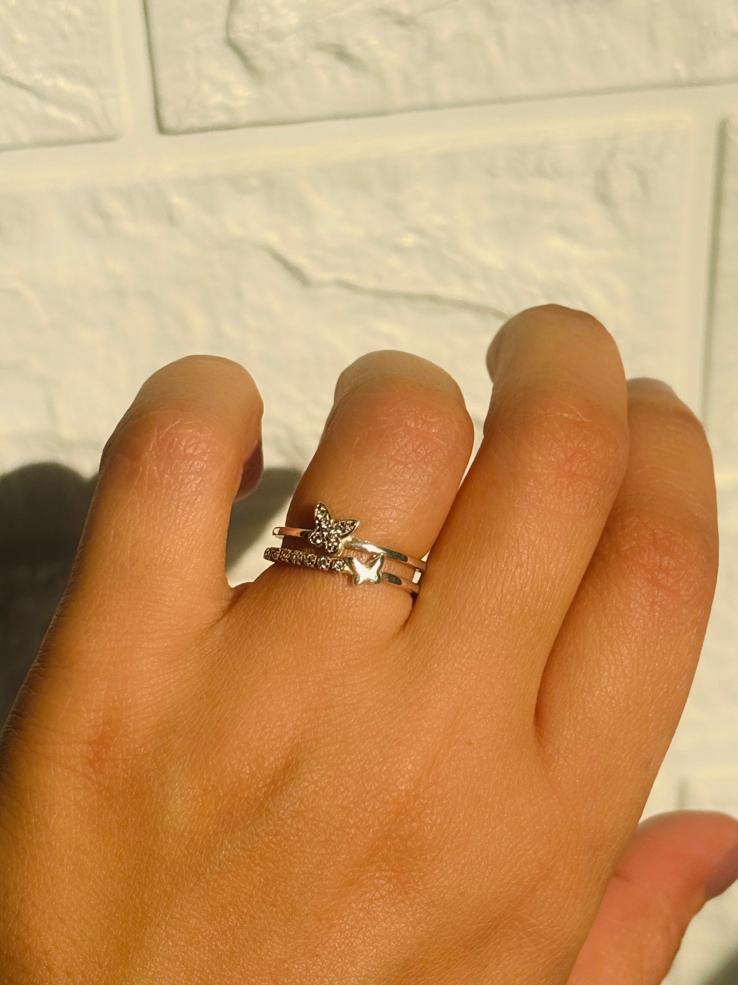butterfly bond ring