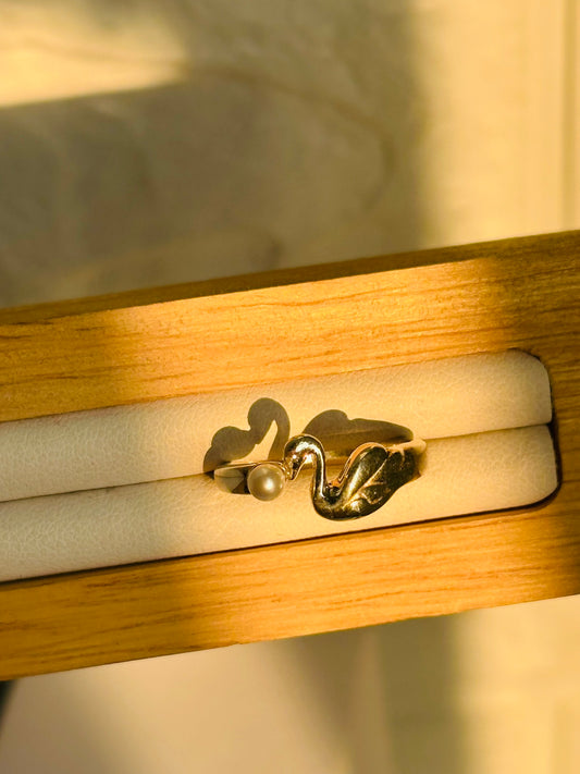 Pearl Swan Ring