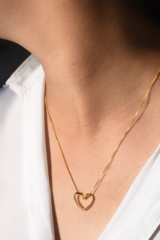Pinteresty Heart Pendant