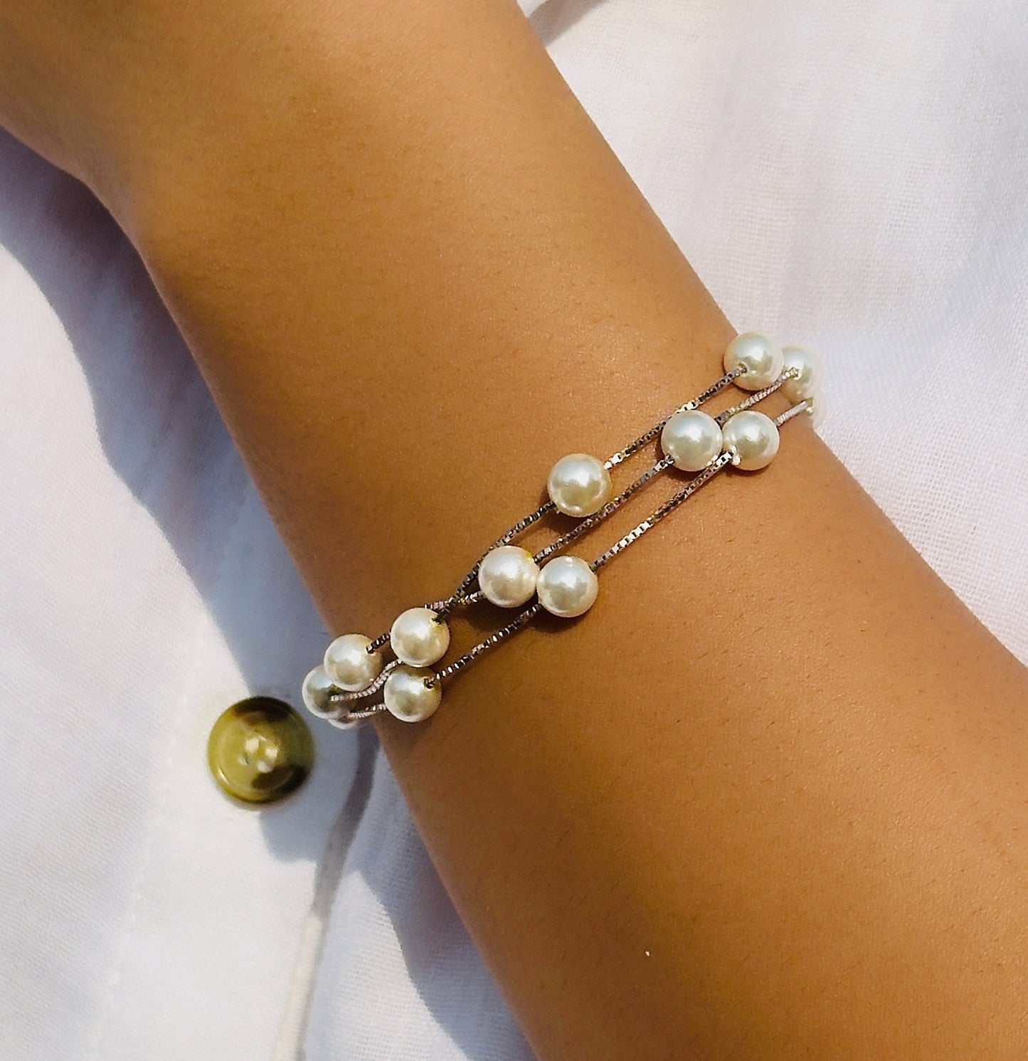 triple line pearl bracelet