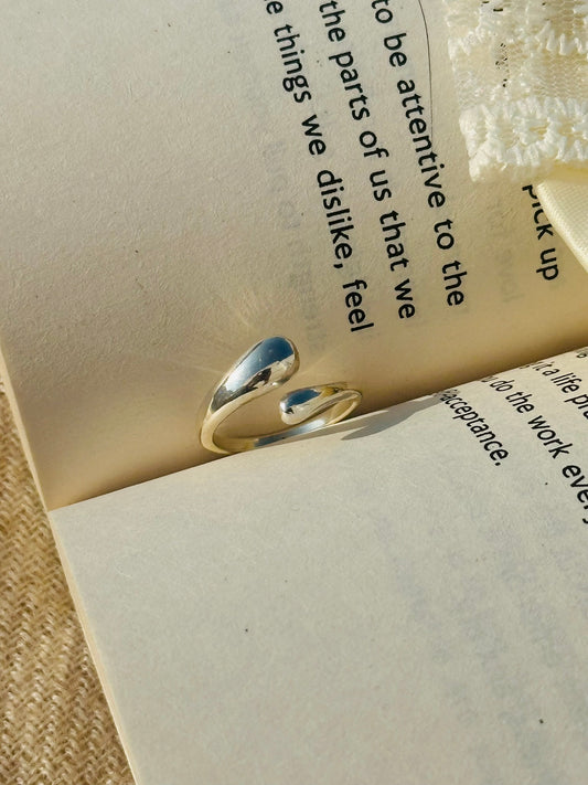 Dew Thumb Ring